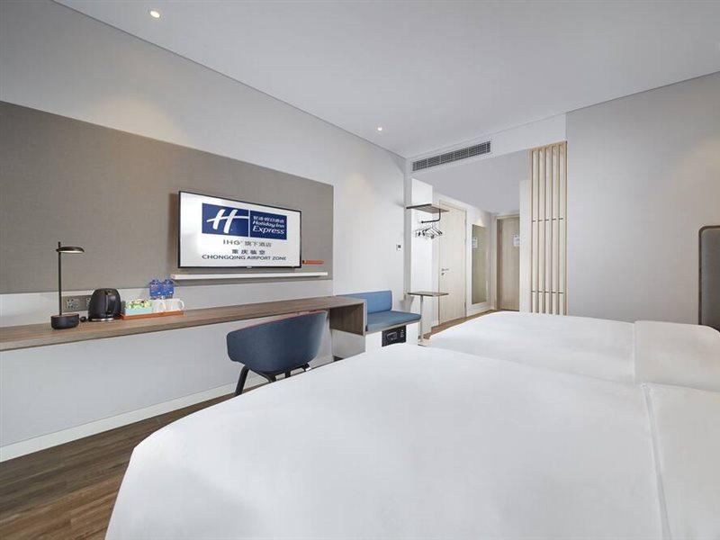 Holiday Inn Express Chongqing Airport Zone By Ihg ภายนอก รูปภาพ