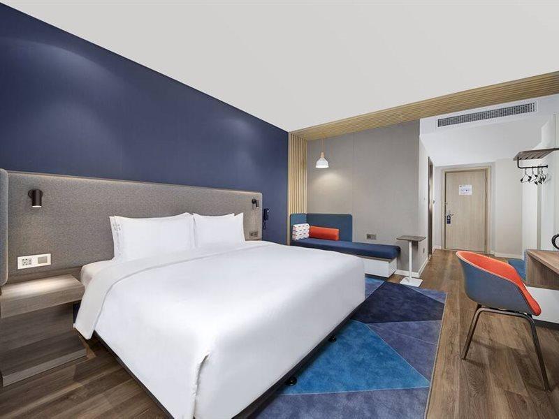 Holiday Inn Express Chongqing Airport Zone By Ihg ภายนอก รูปภาพ