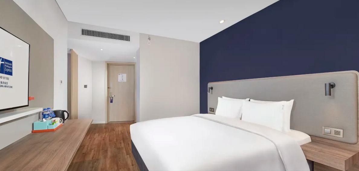Holiday Inn Express Chongqing Airport Zone By Ihg ภายนอก รูปภาพ