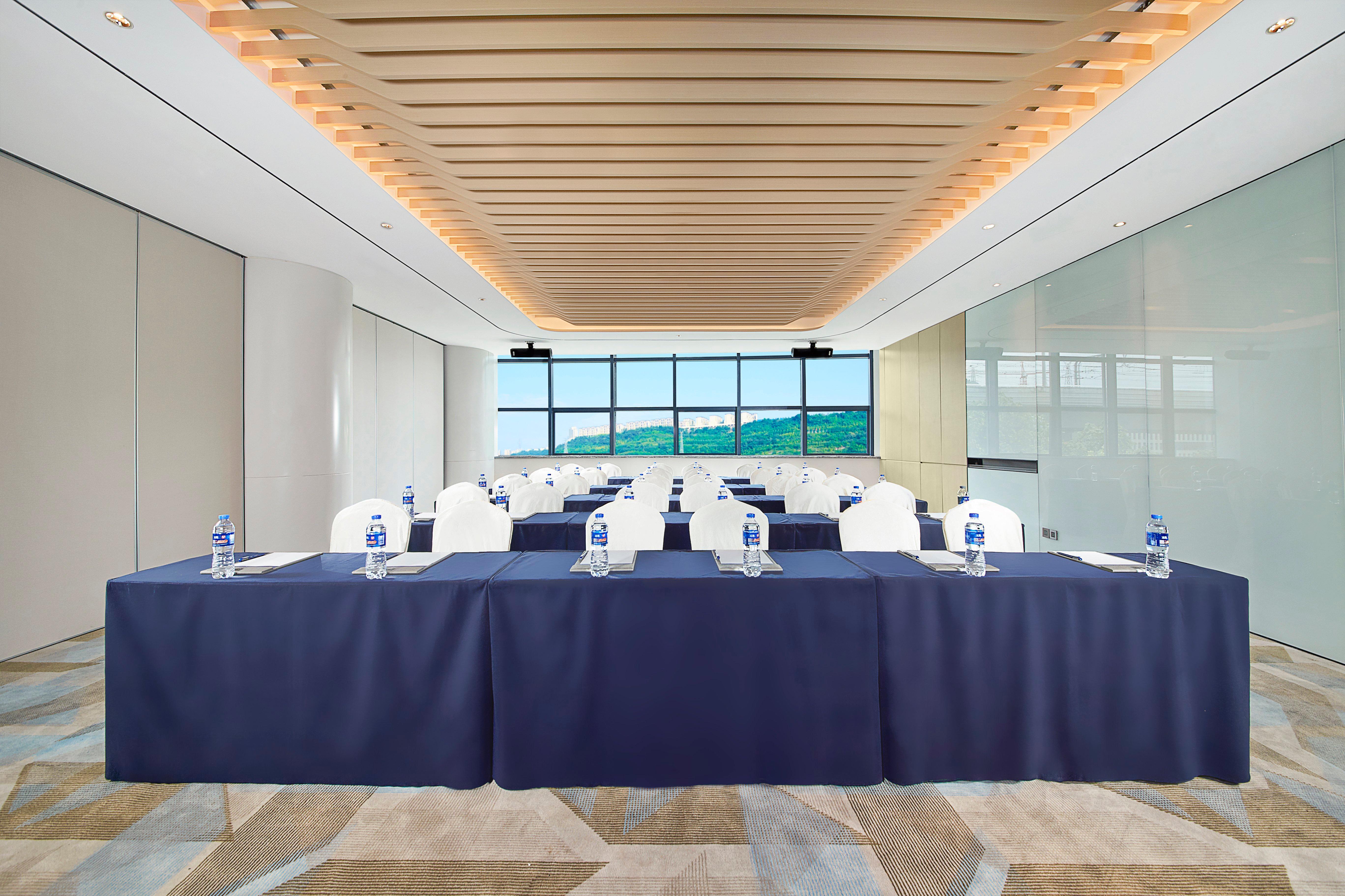 Holiday Inn Express Chongqing Airport Zone By Ihg ภายนอก รูปภาพ
